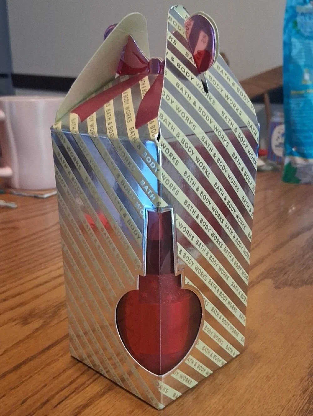 Bath & Body Works Gold and Red 'In The Stars' Gift Set